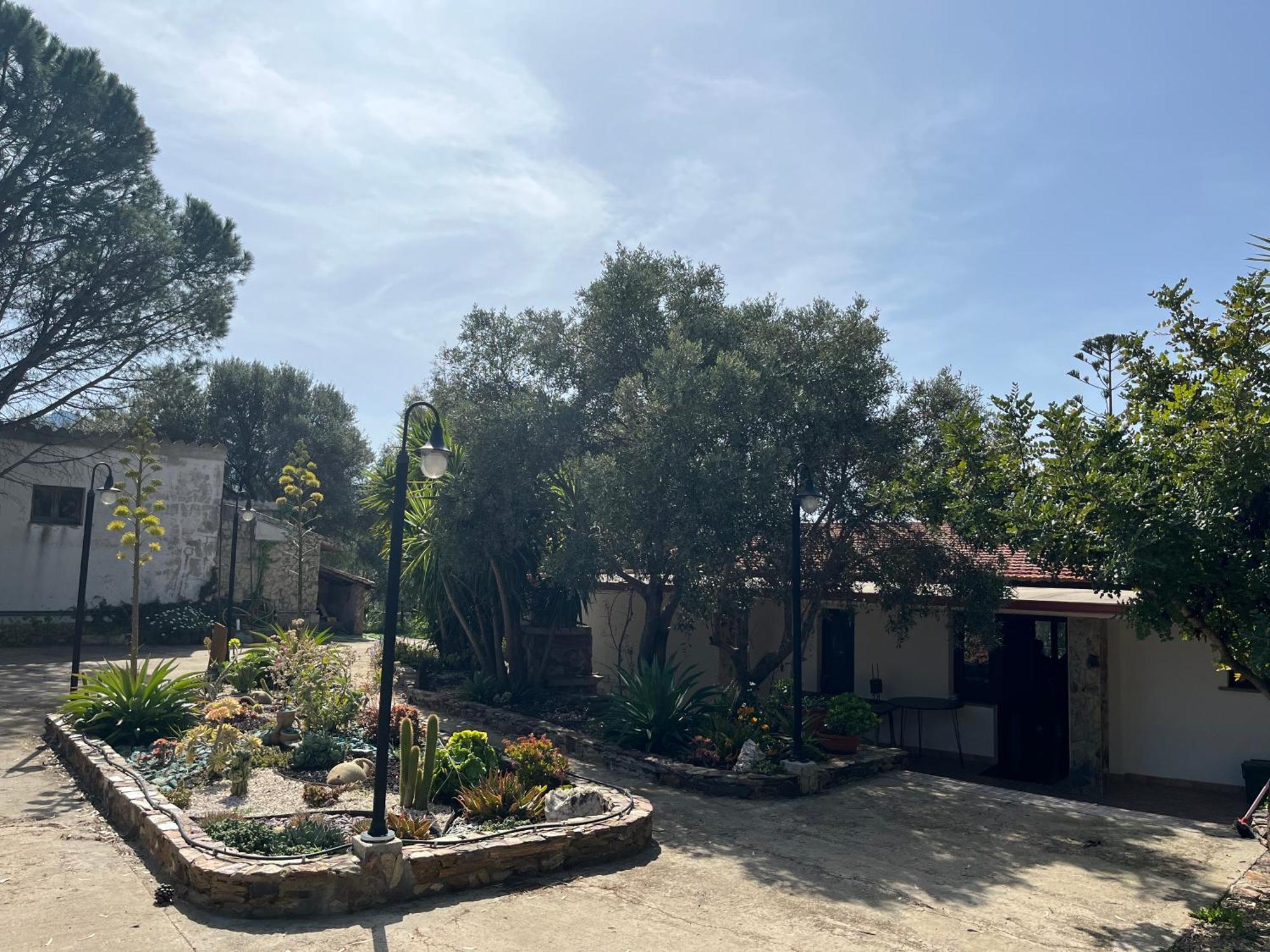 Gardenrocks Villa Fluminimaggiore Exterior photo